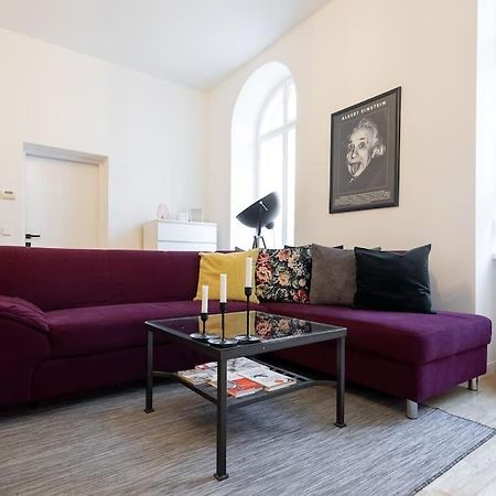 Charming & Authentic Vienna Flat - Central Locatedアパートメント エクステリア 写真