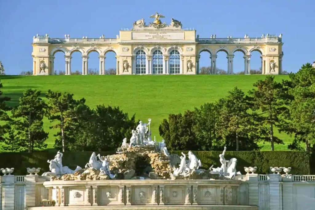Charming & Authentic Vienna Flat - Central Locatedアパートメント エクステリア 写真