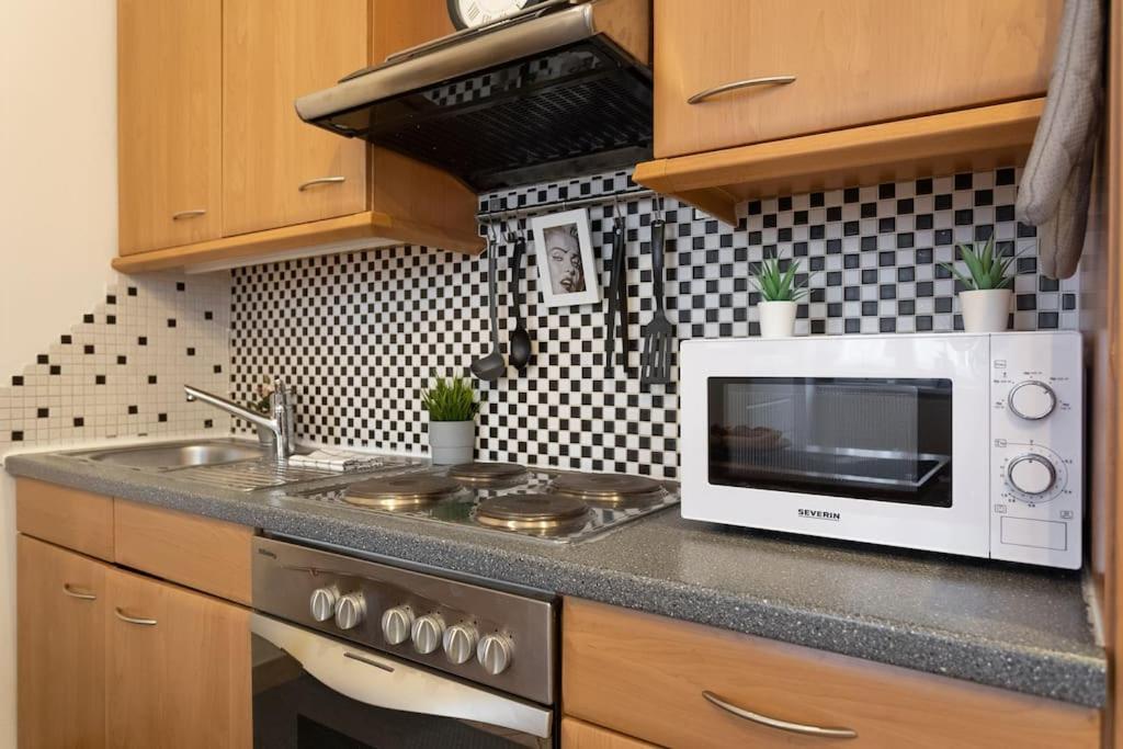Charming & Authentic Vienna Flat - Central Locatedアパートメント エクステリア 写真